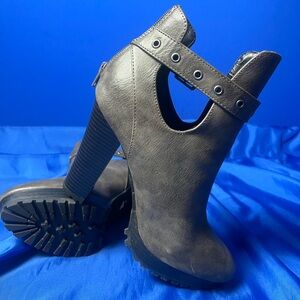 Report Gray Brown Heeled Ankle Boots with Buckle Strap